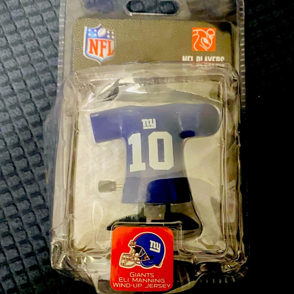 NIB Giants Eli Manning Wind-Up Jersey - Blue